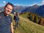 24 Alla Baita Quedro (1880 m) spettacolo di panorami e di larici colorati d'autunno